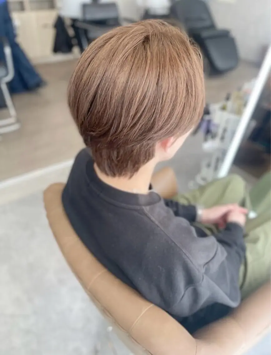 ショート カラー メンズ メンズブリーチ ベージュカラー ブリーチ ブラウンカラー ブラウンベージュ 近藤 叶大のヘアスタイル