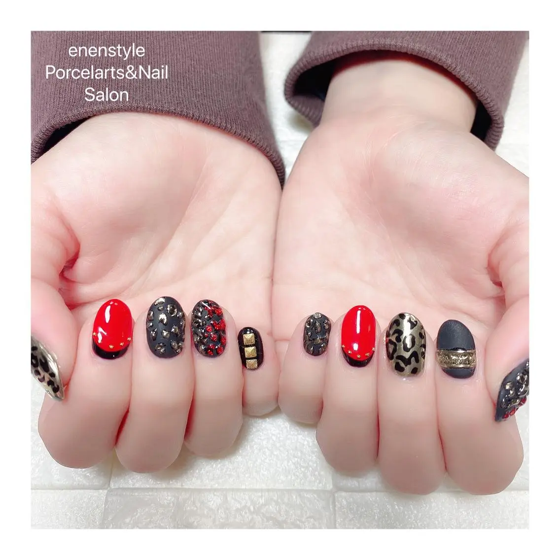 ミディアム ネイル ハンドネイル 🐾enen style 🐾のネイルデザイン