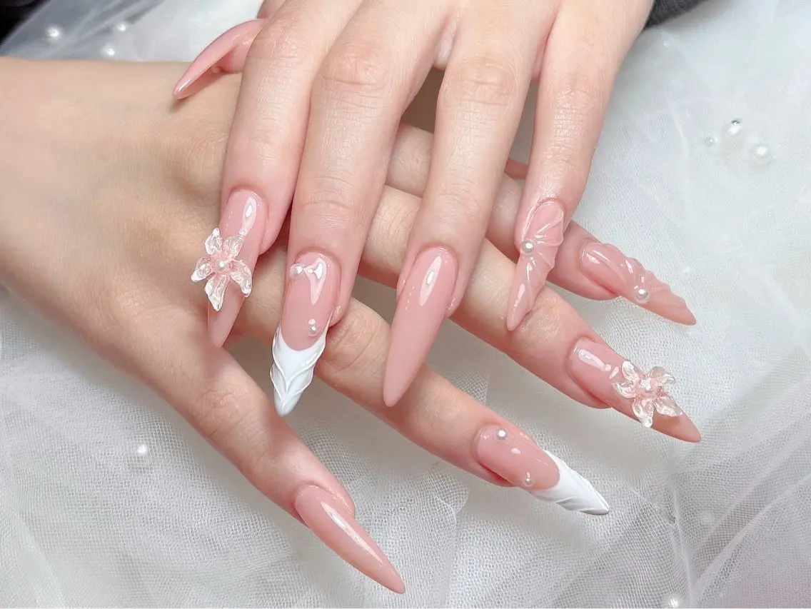 ネイル Bél Nail salonのネイルデザイン