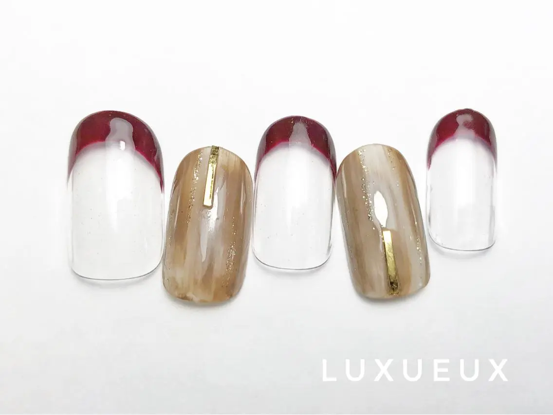 ネイル LUXUEUX春日店 (ルクソー)のネイルデザイン