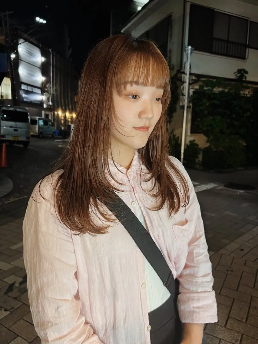 セミロング カラー パーマ ヘアアレンジ 顔まわりレイヤー レイヤーカット ショートヘア原宿 fifth コシのヘアスタイル