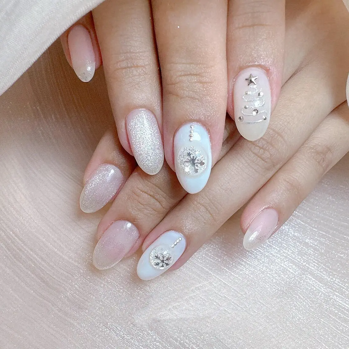 ネイル FuFu.Nail 2️⃣番のネイルデザイン