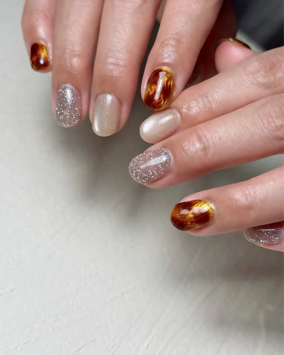 ネイル ハンドネイル Tiny Glowのネイルデザイン