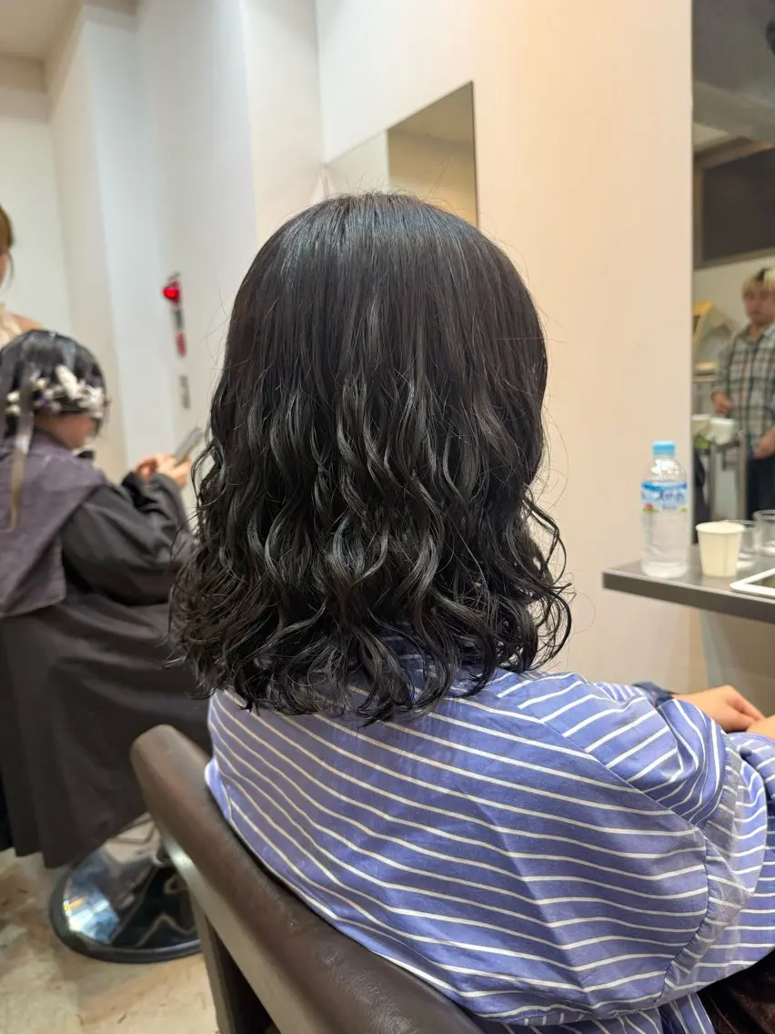 ミディアム カット ヘアカラー パーマ トリートメント 🌿朝5分でお洒落 パーマスタイル🌿のヘアスタイル