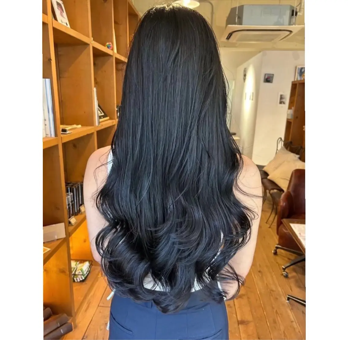ロング BELO OSAKA カエデのヘアスタイル