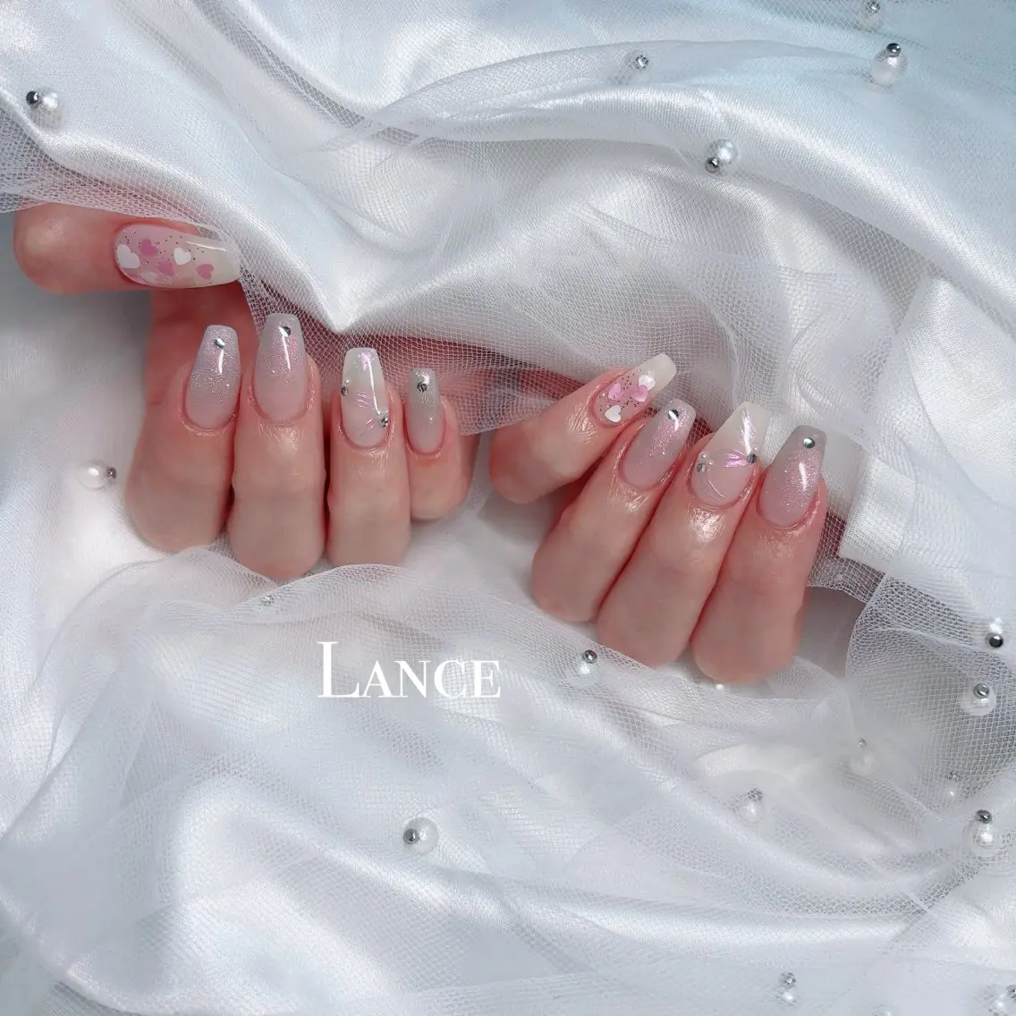 ネイル オーロラネイル フットネイル フレンチネイル キラキラネイル 韓国ネイル Lance nailのネイルデザイン