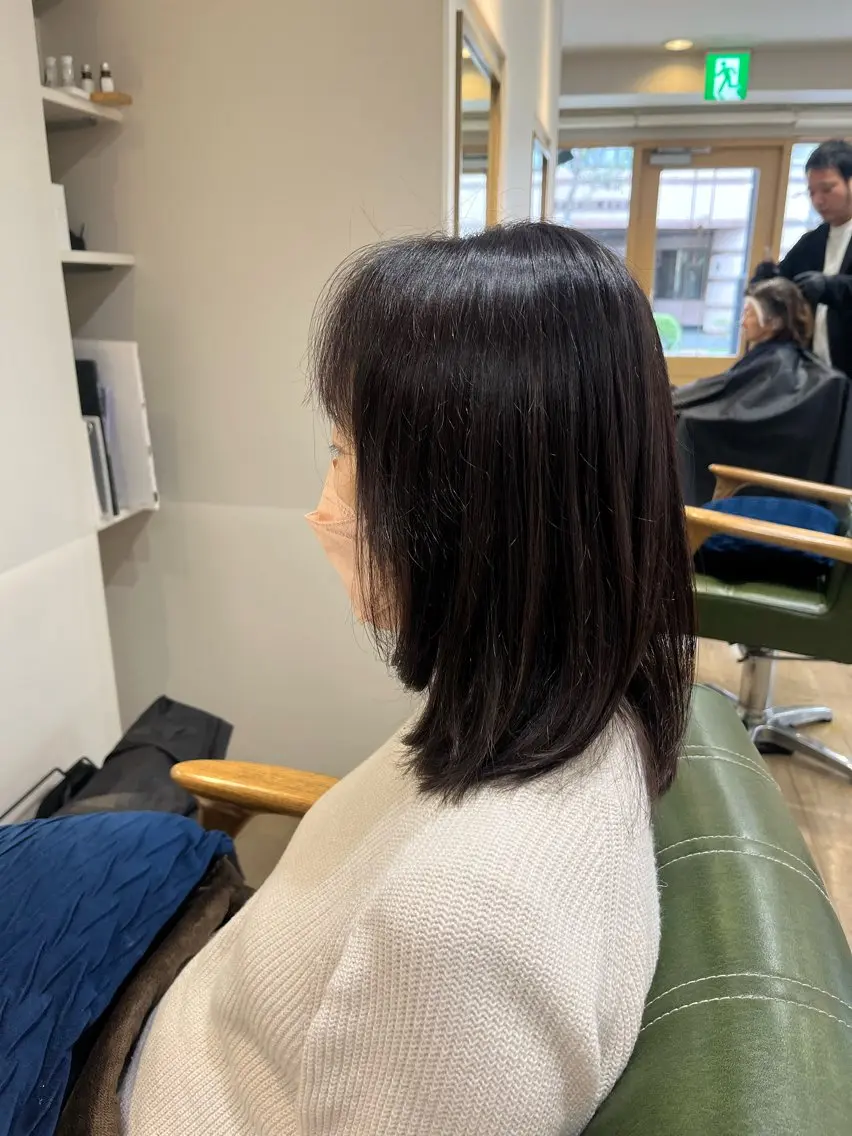 セミロング 小鴨 美佳のヘアスタイル