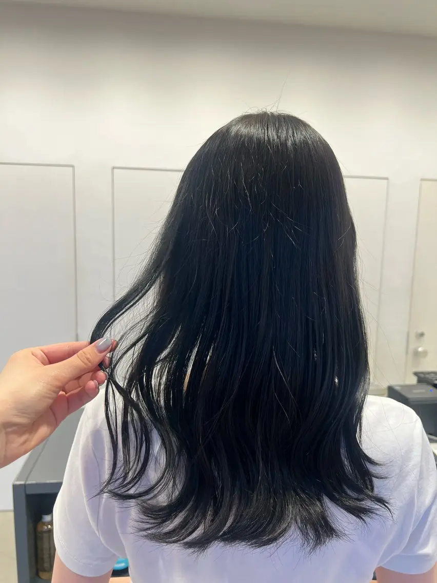 ロング カラー 透明感カラー 韓国風ヘア KEYMAN MEGUMIのヘアスタイル