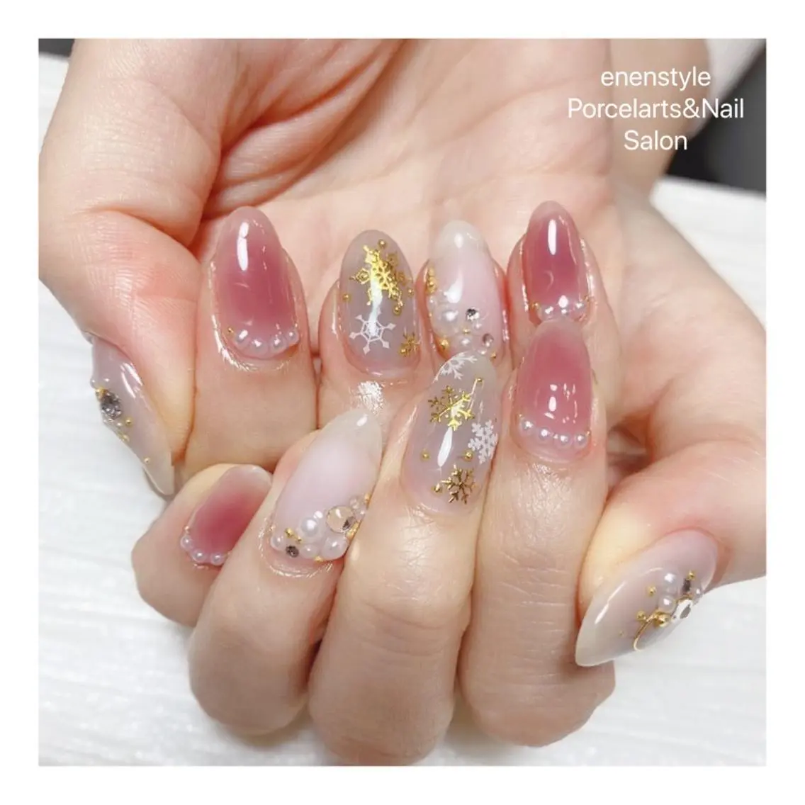ミディアム ネイル ハンドネイル 🐾enen style 🐾のネイルデザイン