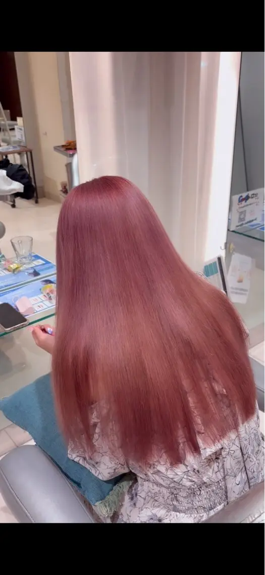 ロング カラー ベージュカラー ブリーチ 透明感カラー ピンクカラー ピンクベージュ ☆おおみや ☆のヘアスタイル