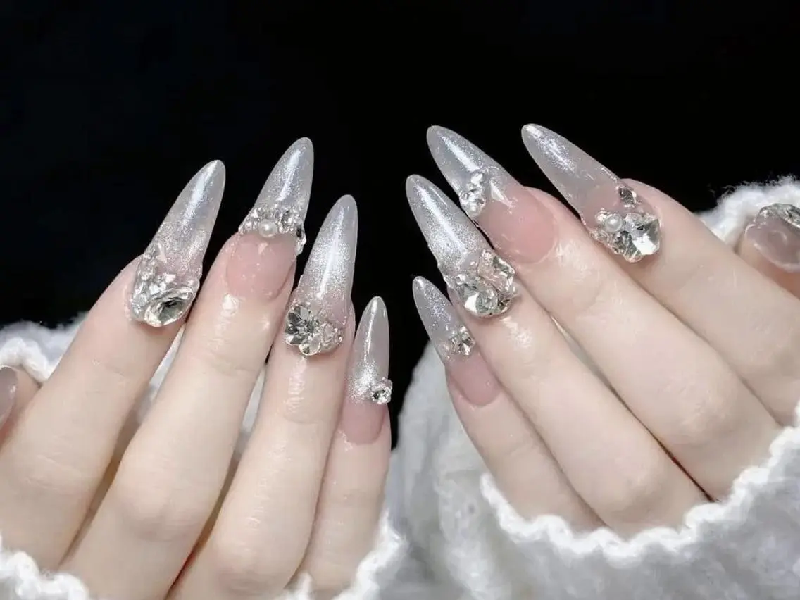 ネイル Melia Nailsのネイルデザイン