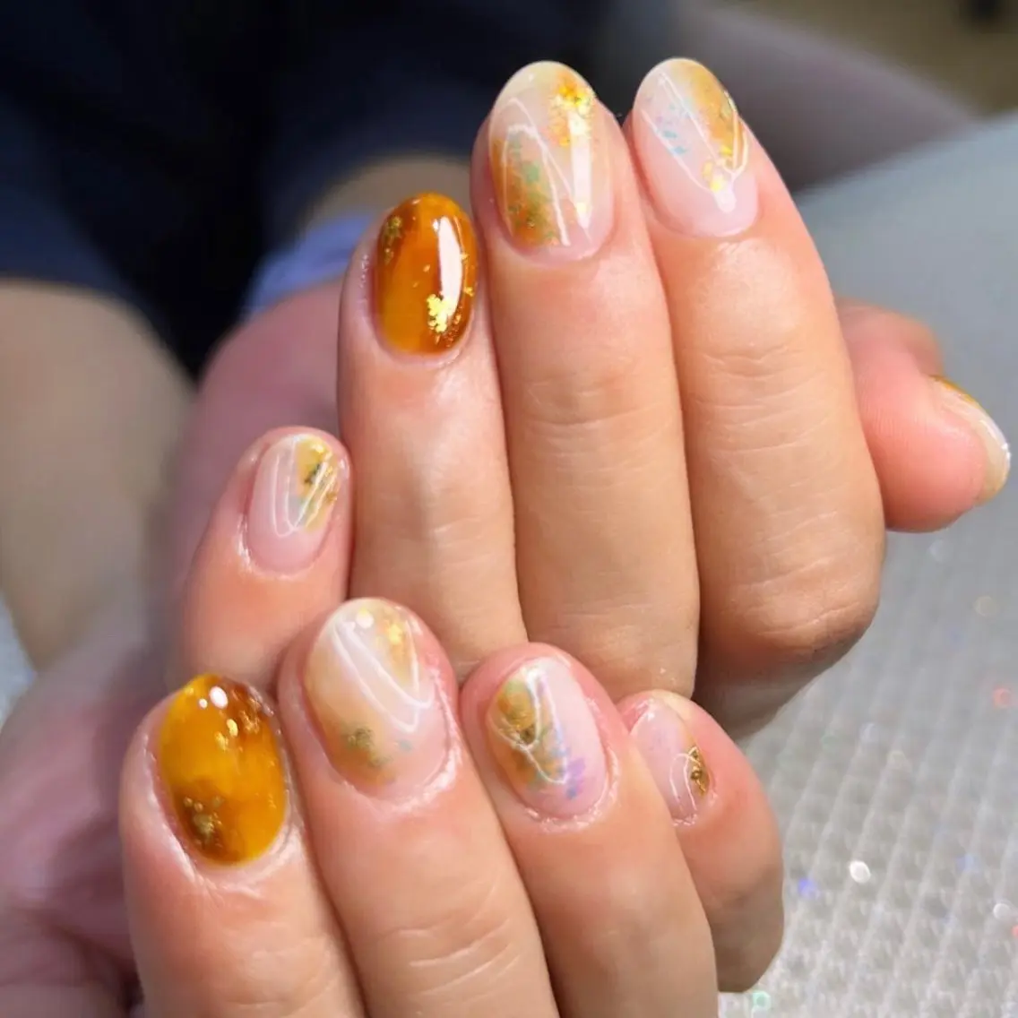 ネイル べっ甲ネイル Lowe' Karinaのネイルデザイン