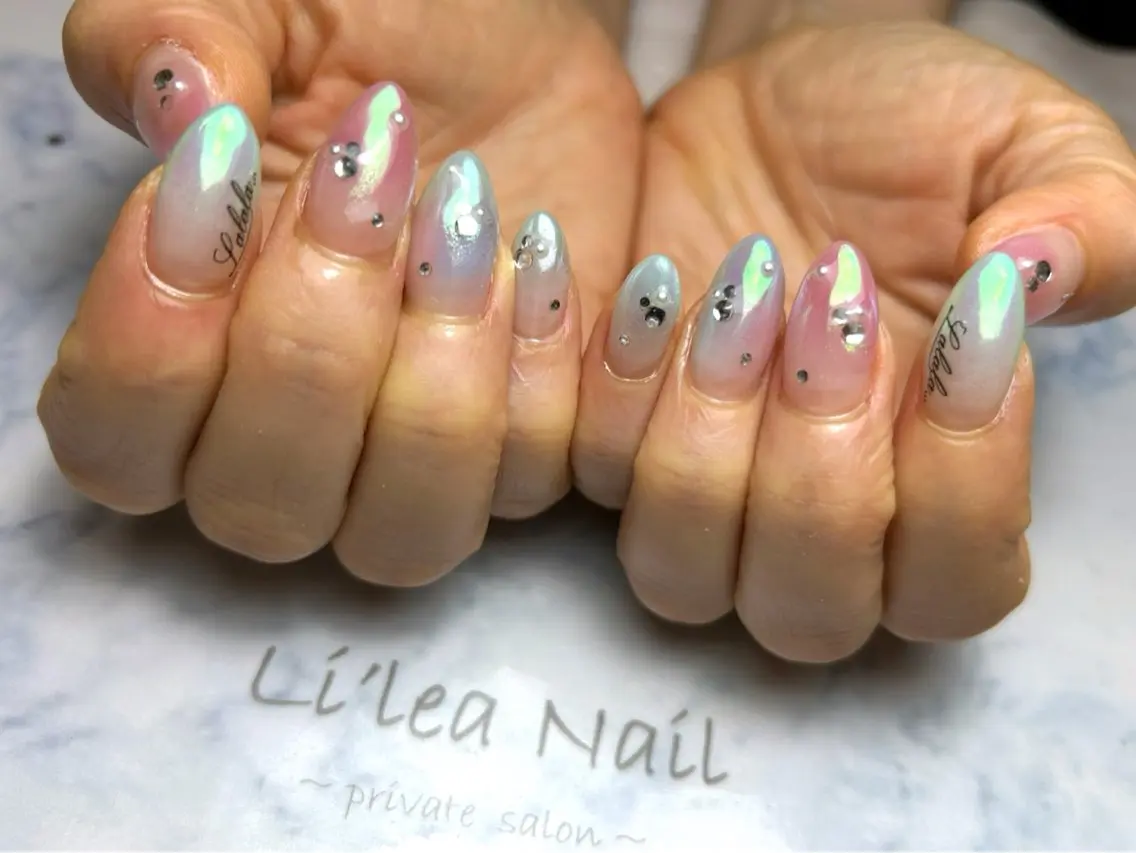 ネイル ハンドネイル Li'leaNail AINAのネイルデザイン