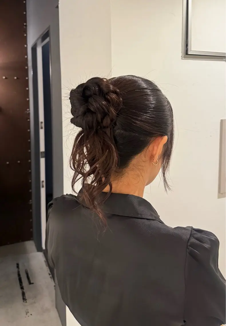 ロング ヘアセット あゆみ／中津 ／透明感カラーのヘアスタイル