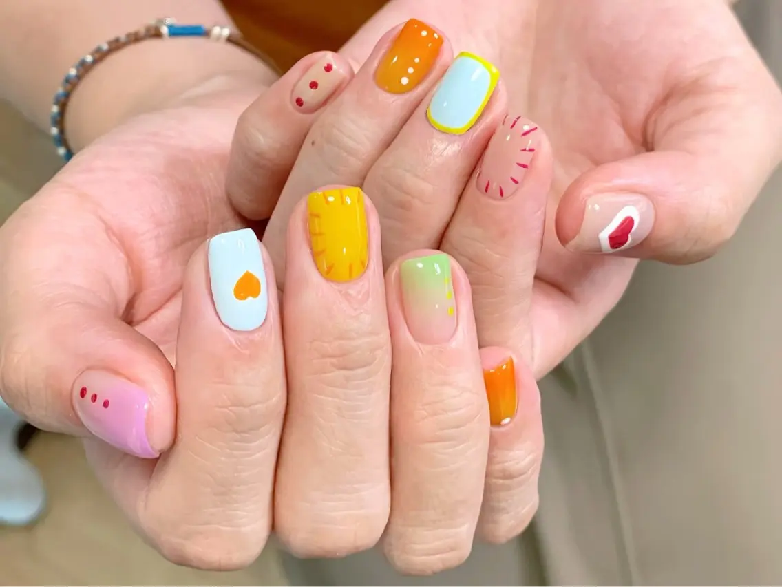 ネイル アートネイル オーロラネイル チークネイル フレンチネイル ガラスフレンチ ハンドネイル 🎀🎀YooLi Nail Salonのネイルデザイン