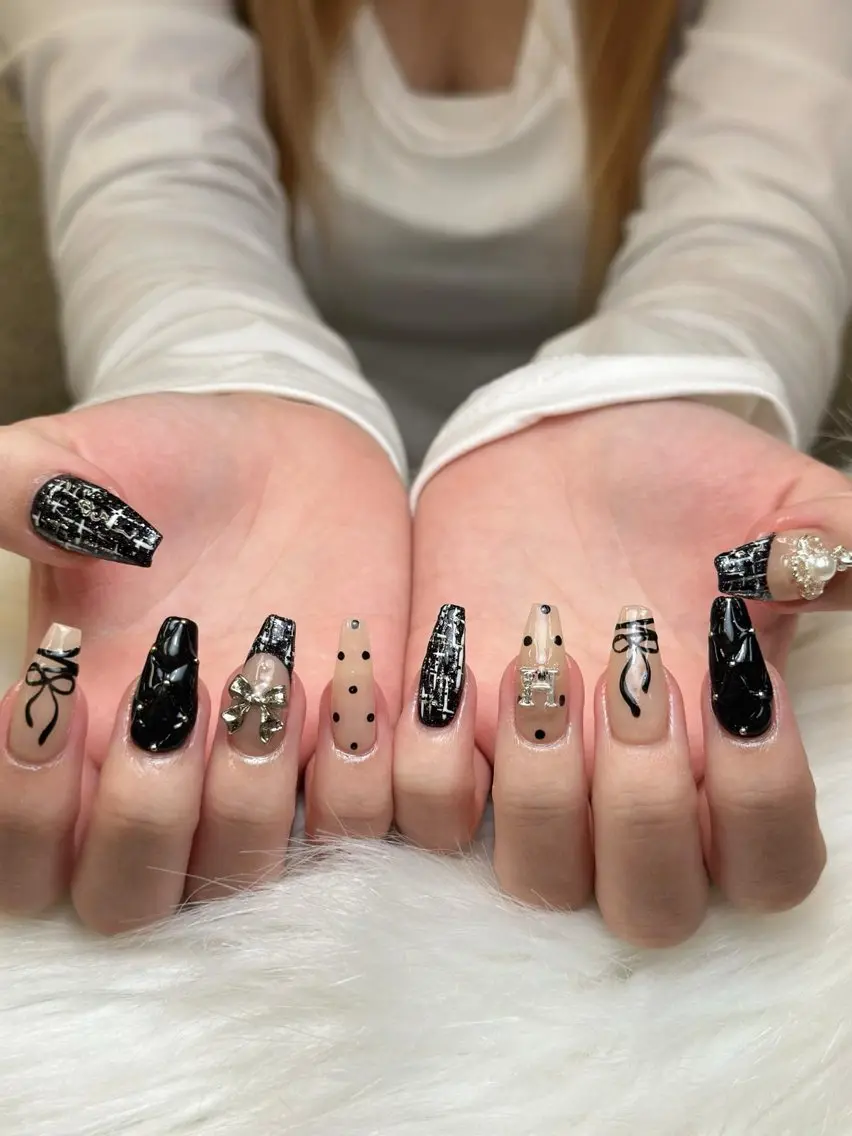 ネイル グラデーション キラキラネイル ワンカラーネイル 冬ネイル Jenn Nail Salonのネイルデザイン