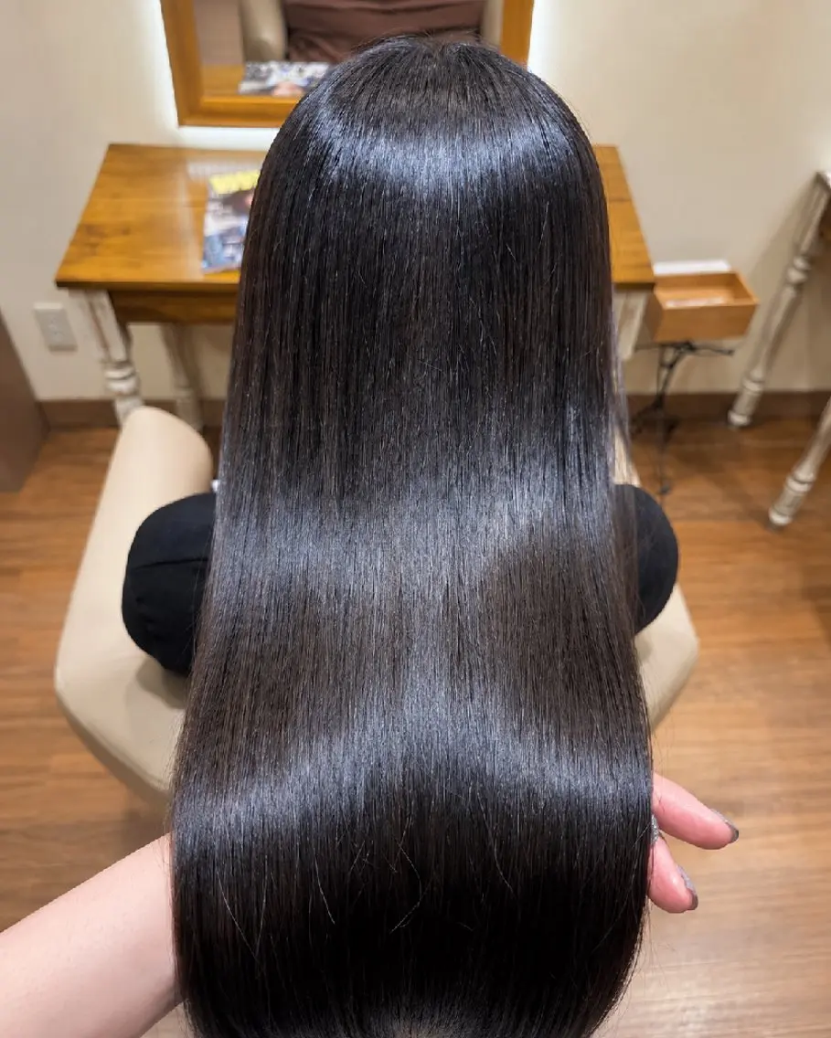 ロング トリートメント 坂本 蓮のヘアスタイル