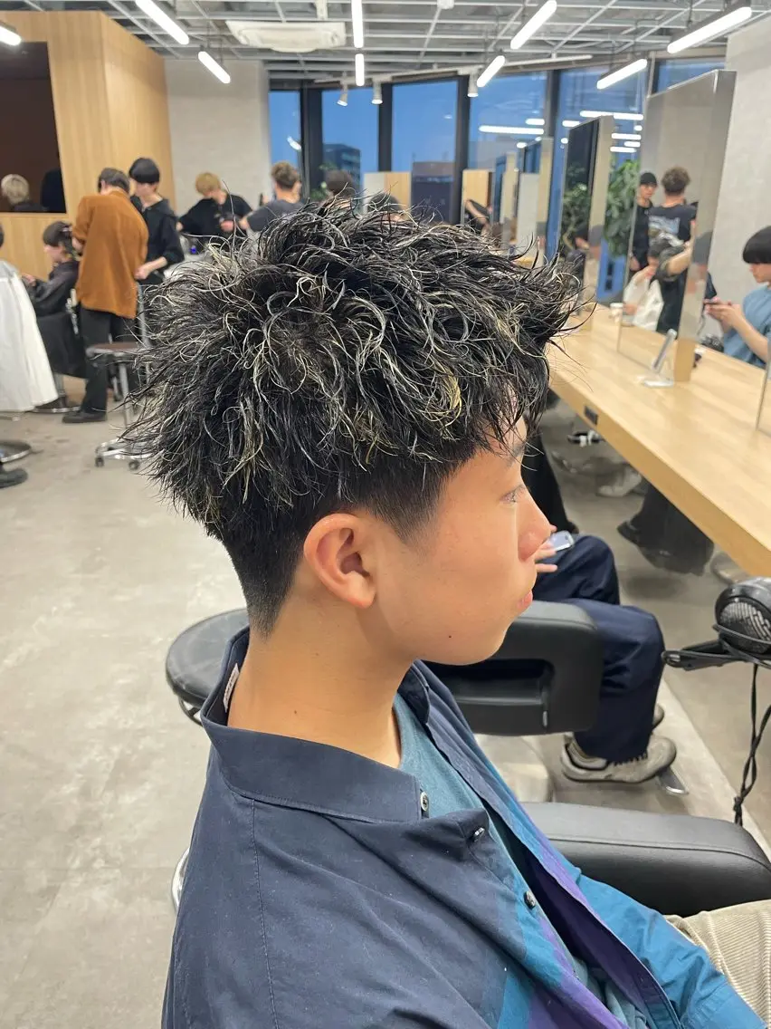 カラー パーマ メンズ カット パーマ トリートメント ヘッドスパ ヘアセット 💎メンズ特化💎 tomokiのヘアスタイル