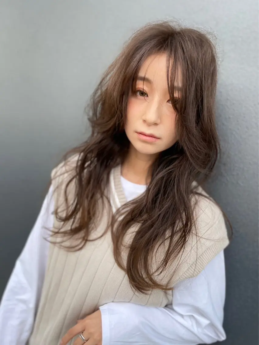 カラー まつ毛パーマとカラー 二刀流🥰岩崎夏実のヘアスタイル