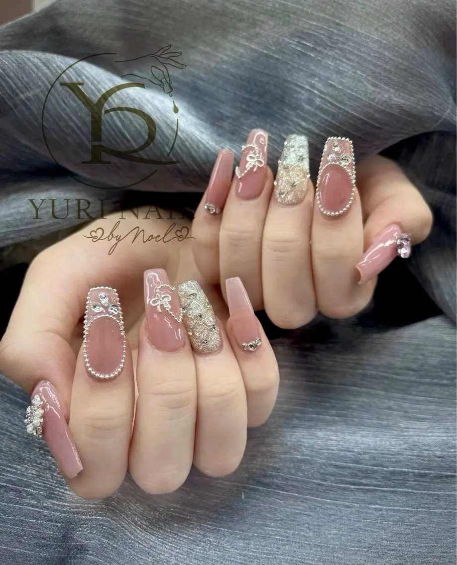ネイル チークネイル フットネイル フレンチネイル 韓国ネイル マグネットネイル ハンドネイル フットネイル ハンドケア YURI Nail Funabashiのネイルデザイン