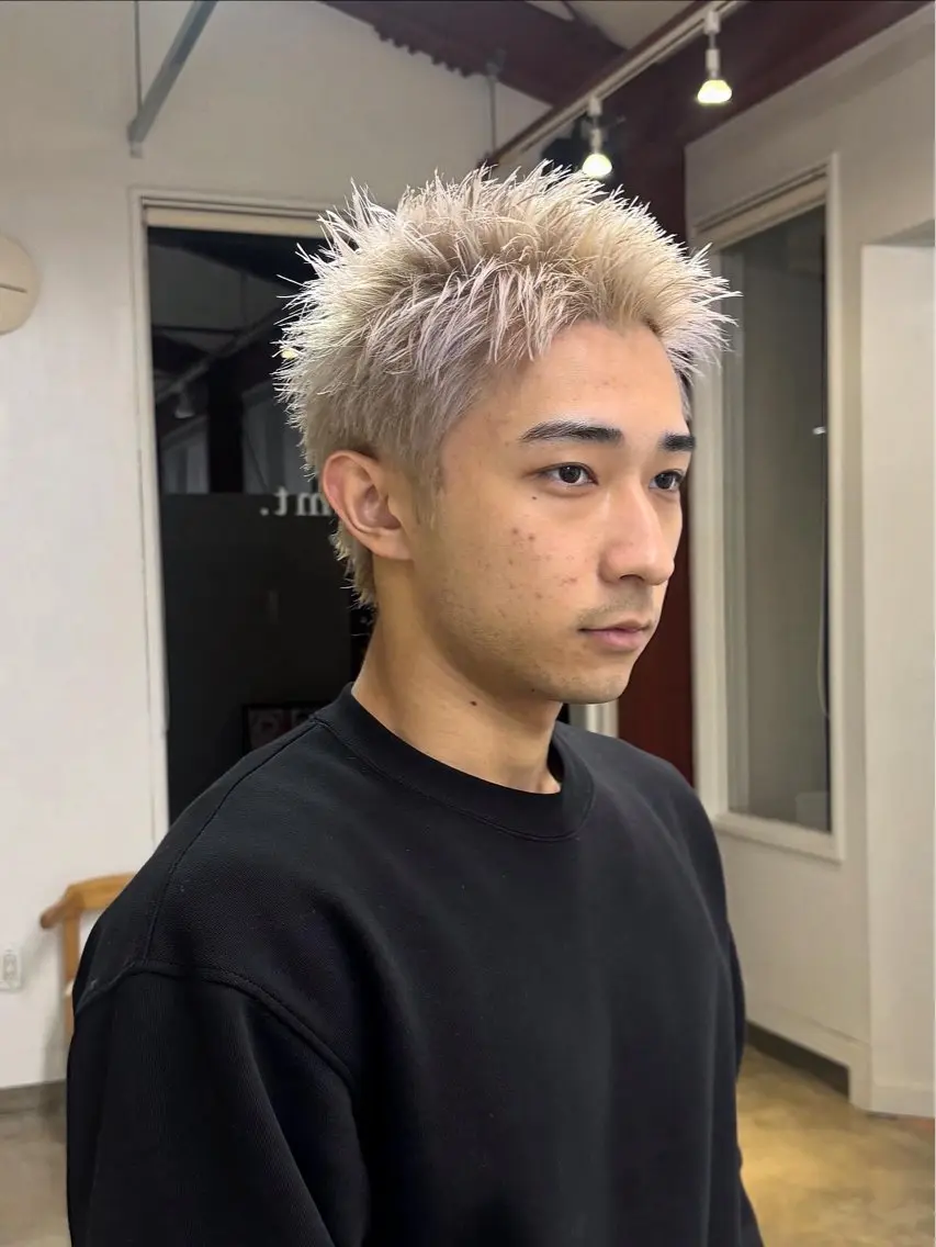 ショート 高野 優菜のヘアスタイル