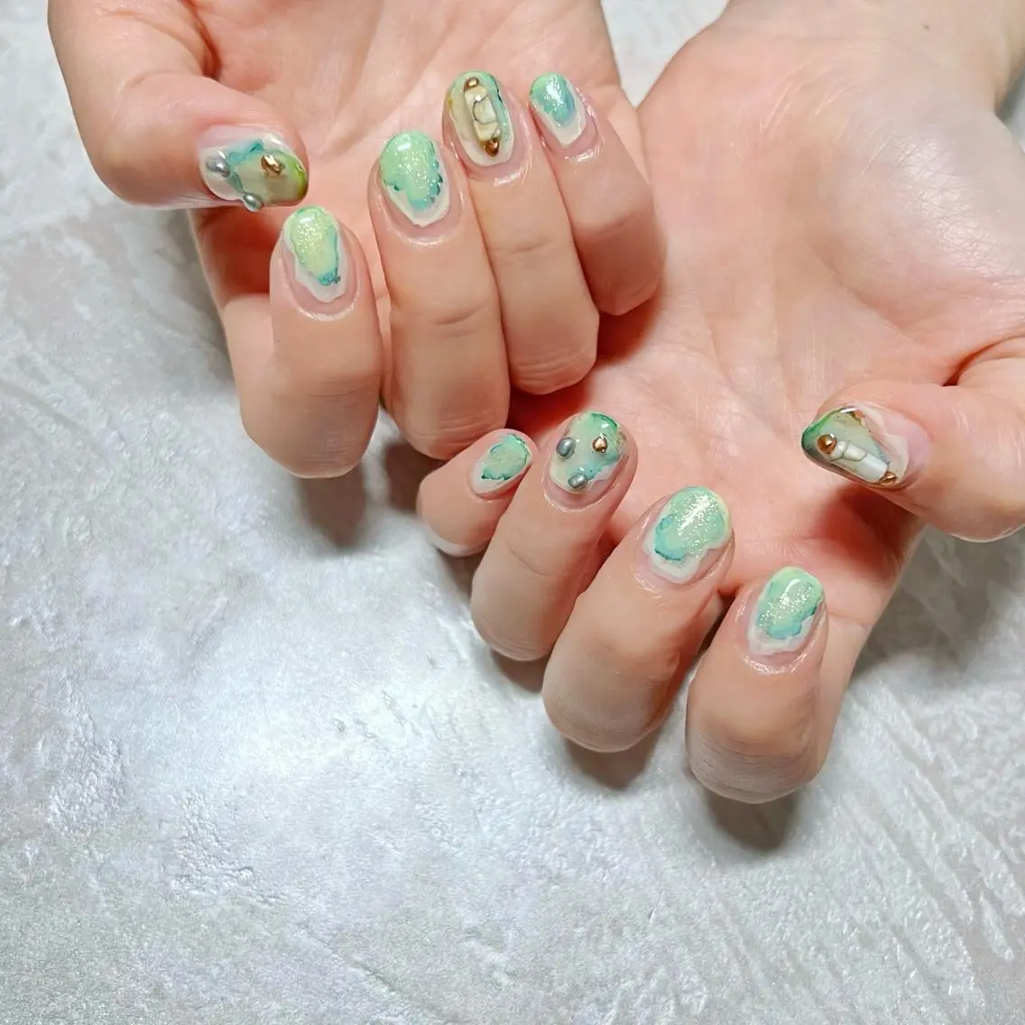ネイル ニュアンスネイル ショートネイル gemickle nailのネイルデザイン