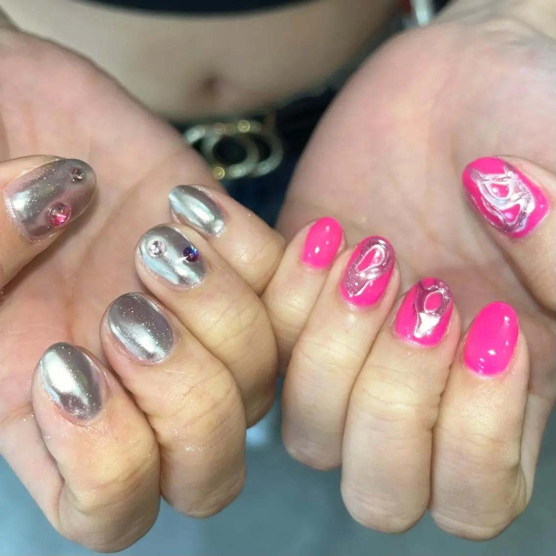 ネイル 🪐富島彩夏 /海外nail🪐のネイルデザイン