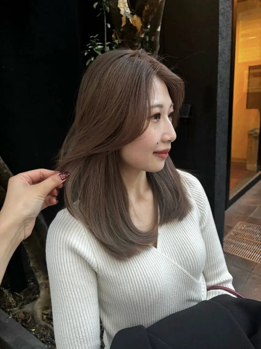 セミロング カラー ベージュカラー オリーブベージュ ヘアカラー トリートメント HIROKO / 透明感暖色カラー🎀のヘアスタイル