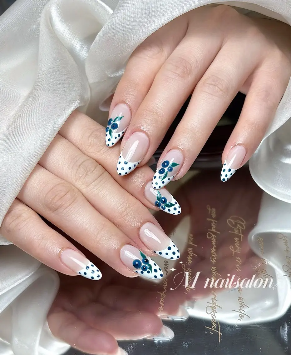 ネイル ハンドネイル M🌷nail 長さだし専門店のネイルデザイン
