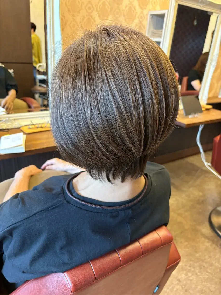 ショート カラー カット ヘアカラー Pixie Bob 🐈‍⬛　位田のマツエク・マツパデザイン