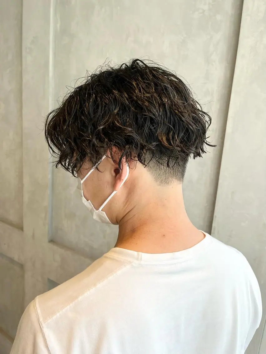 【メンズ限定】垢抜けできる✨スパイラルパーマ+カット(ツイスト、波巻きも可能)の写真