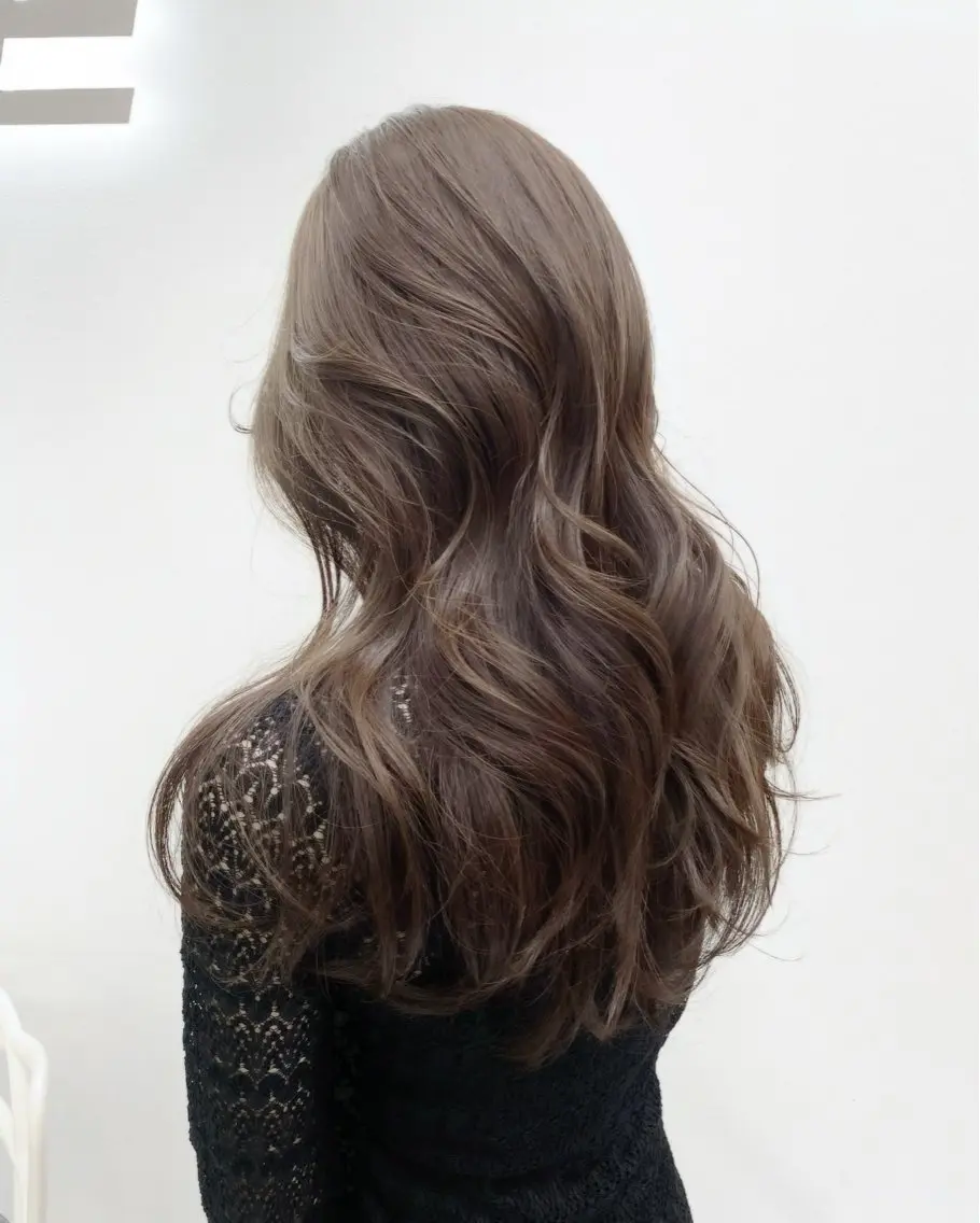 ロング カラー ヘアカラー ヘアセット 上品モテヘア🩶 karen🩶のヘアスタイル
