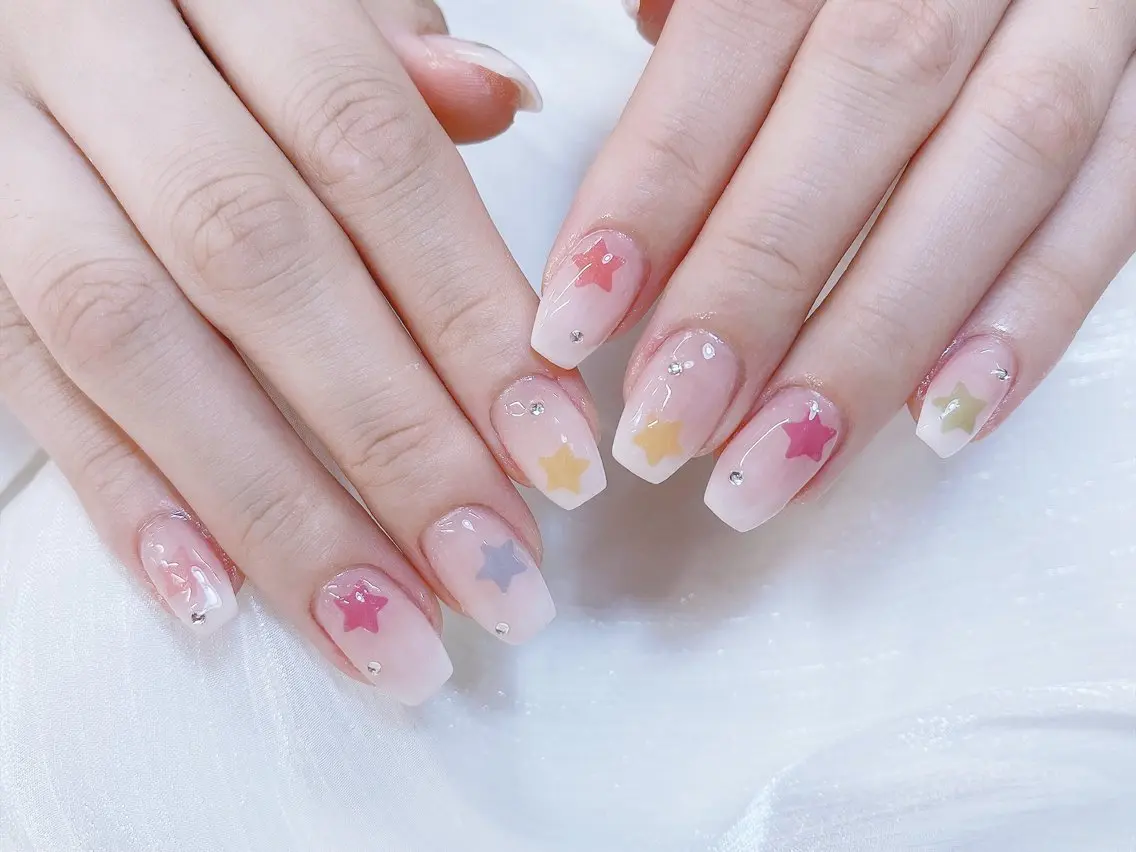ネイル チークネイル 成人式 フレンチネイル グラデーション 氷ネイル・うるうるネイル ハンドネイル DUO MI nail salonのネイルデザイン