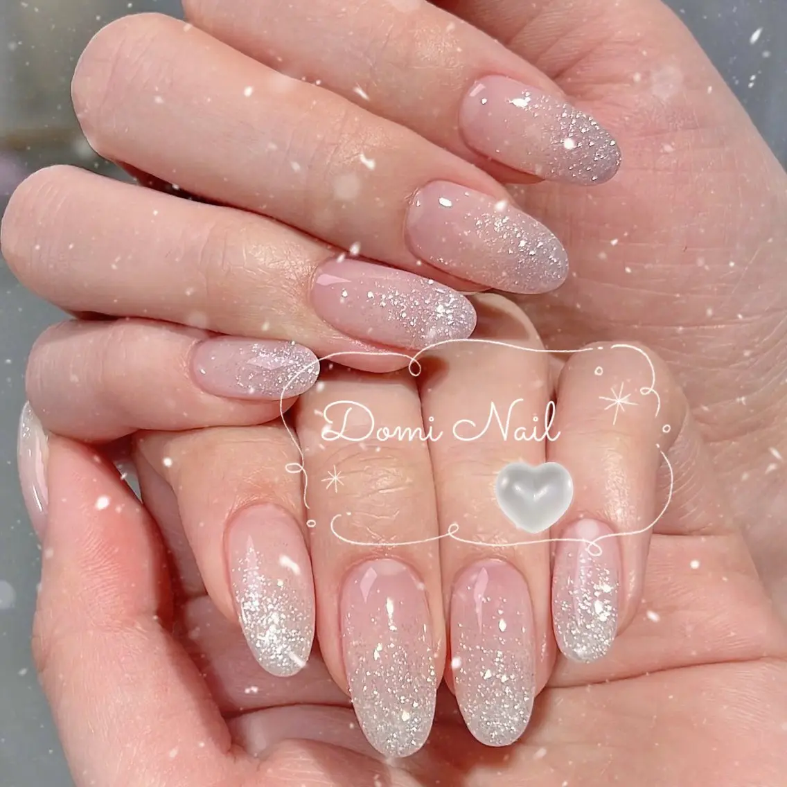 ネイル グラデーション キラキラネイル Domi Nail Salonのネイルデザイン