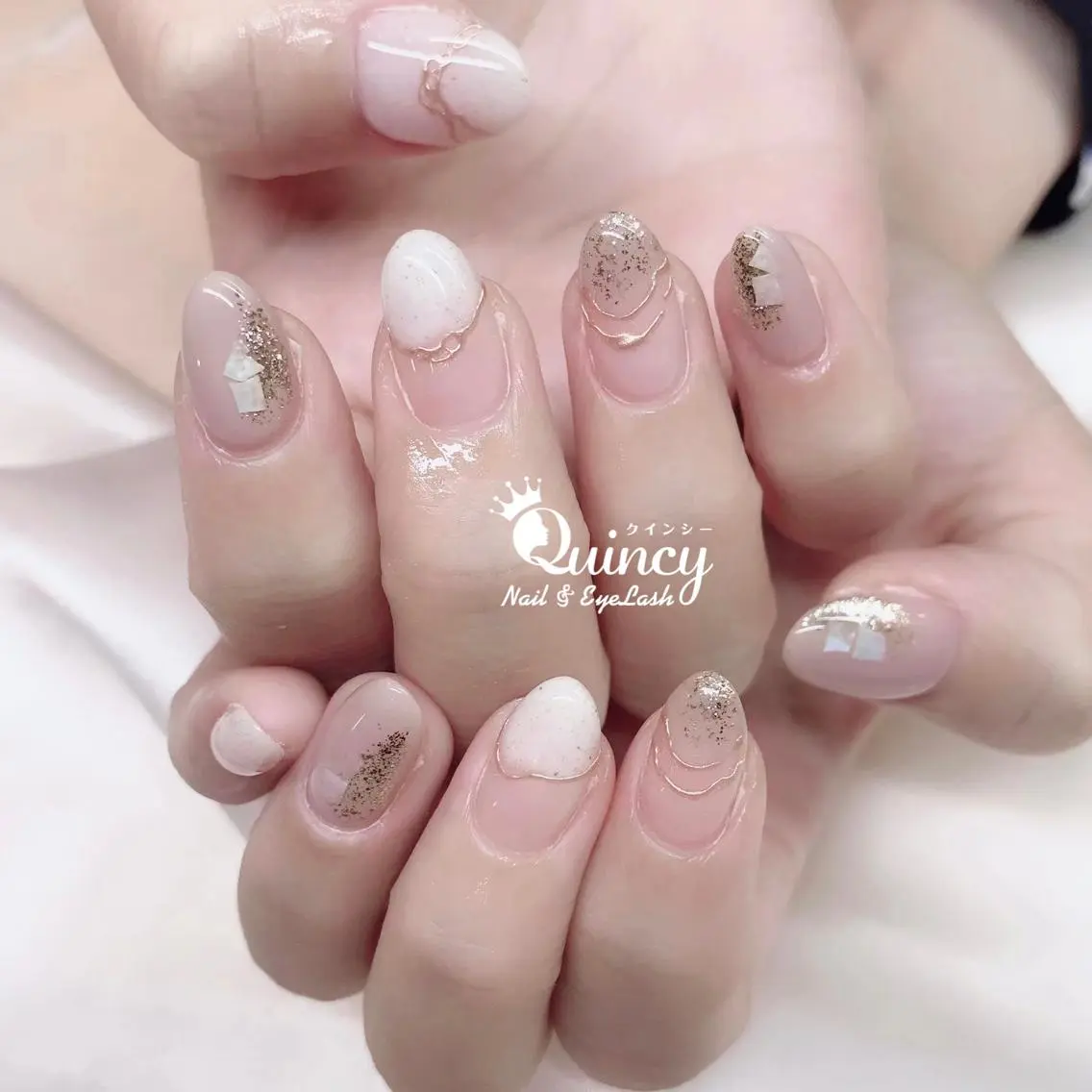 ネイル Quincy ネイル&アイラッシュのマツエク・マツパデザイン