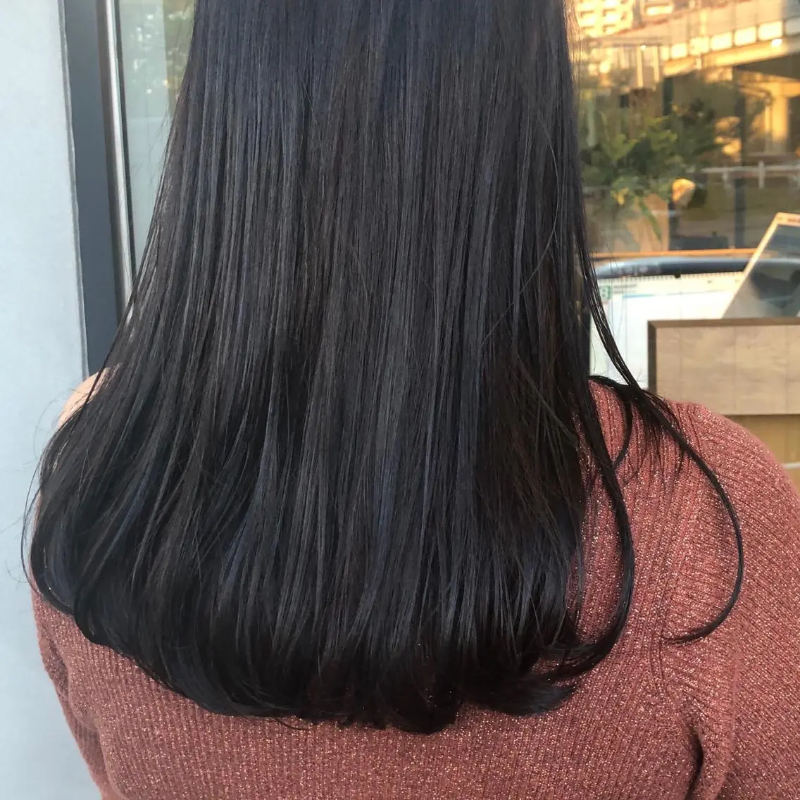 ロング カラー akane .のヘアスタイル
