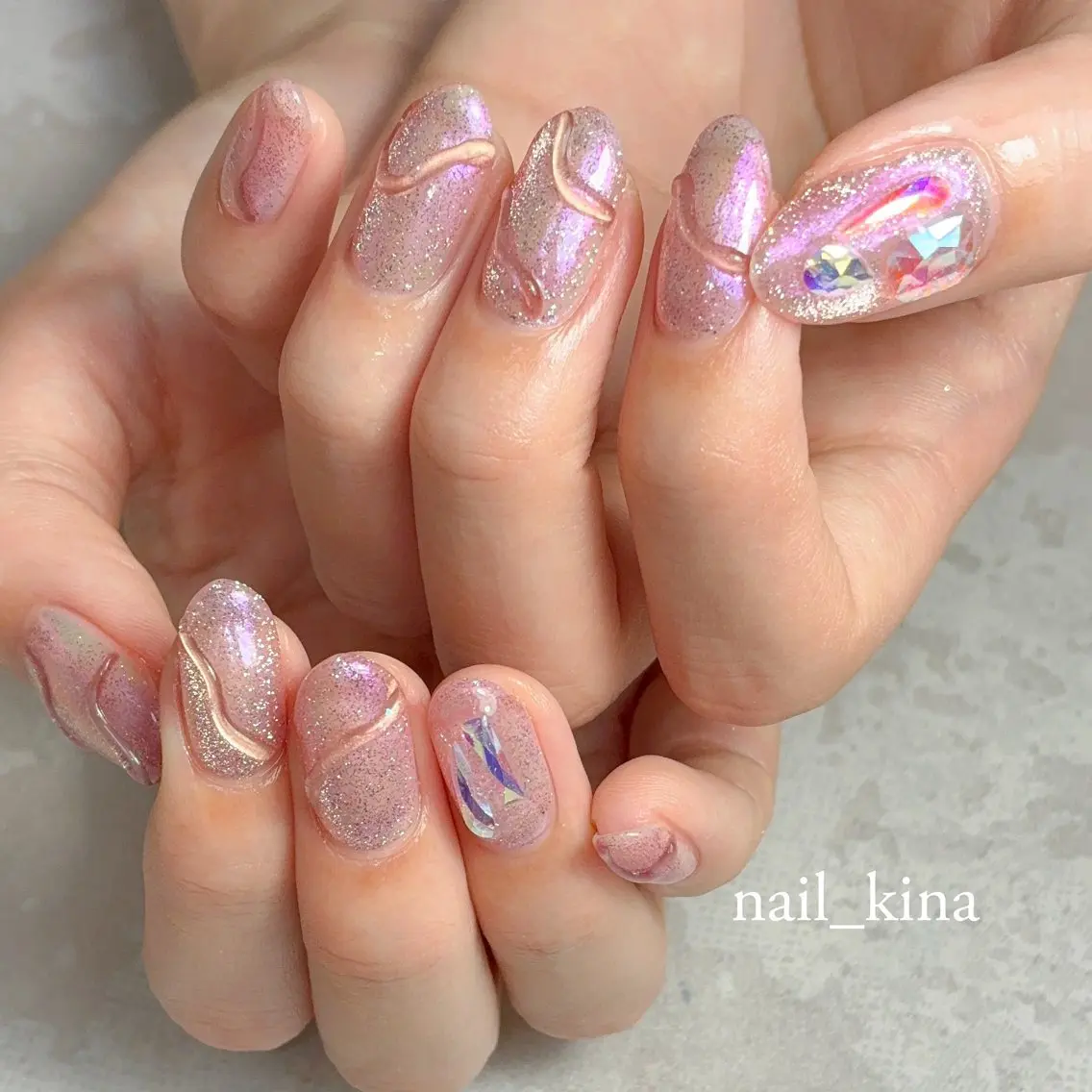 ネイル オーロラネイル マグネットネイル ワンカラーネイル 夏ネイル nail_ kinaのネイルデザイン