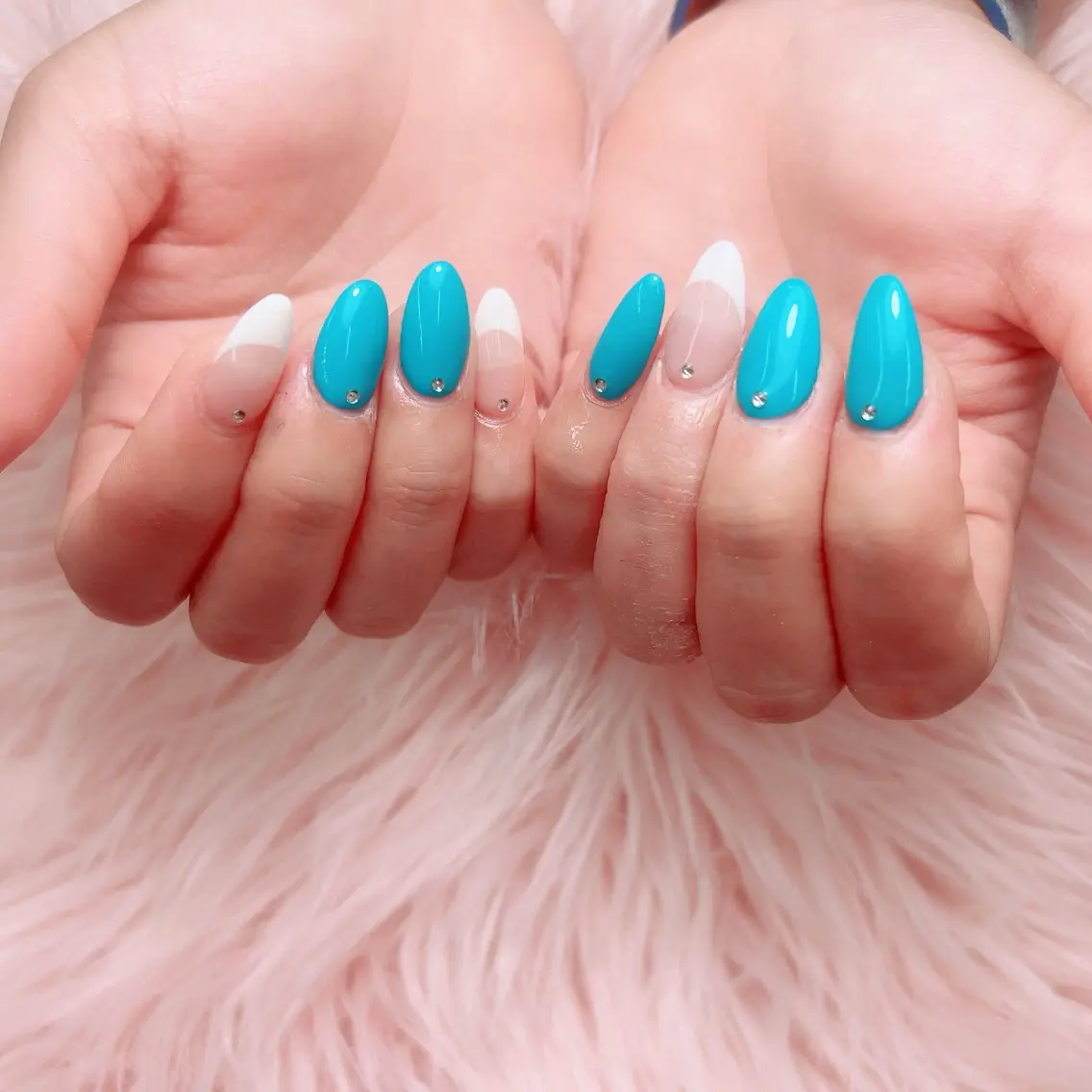セミロング ハンドネイル gallery Yumiのネイルデザイン