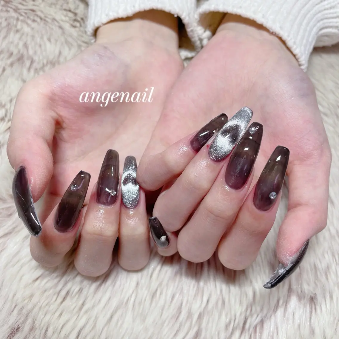 ネイル ハンドネイル オーナーネイリスト MAKIのネイルデザイン