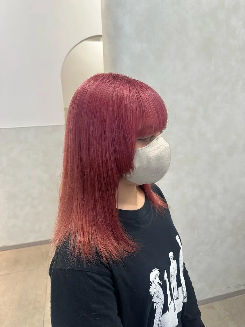ミディアム カラー ピンクカラー ヘアカラー 髪質改善カラー デザインカラーあらげのヘアスタイル