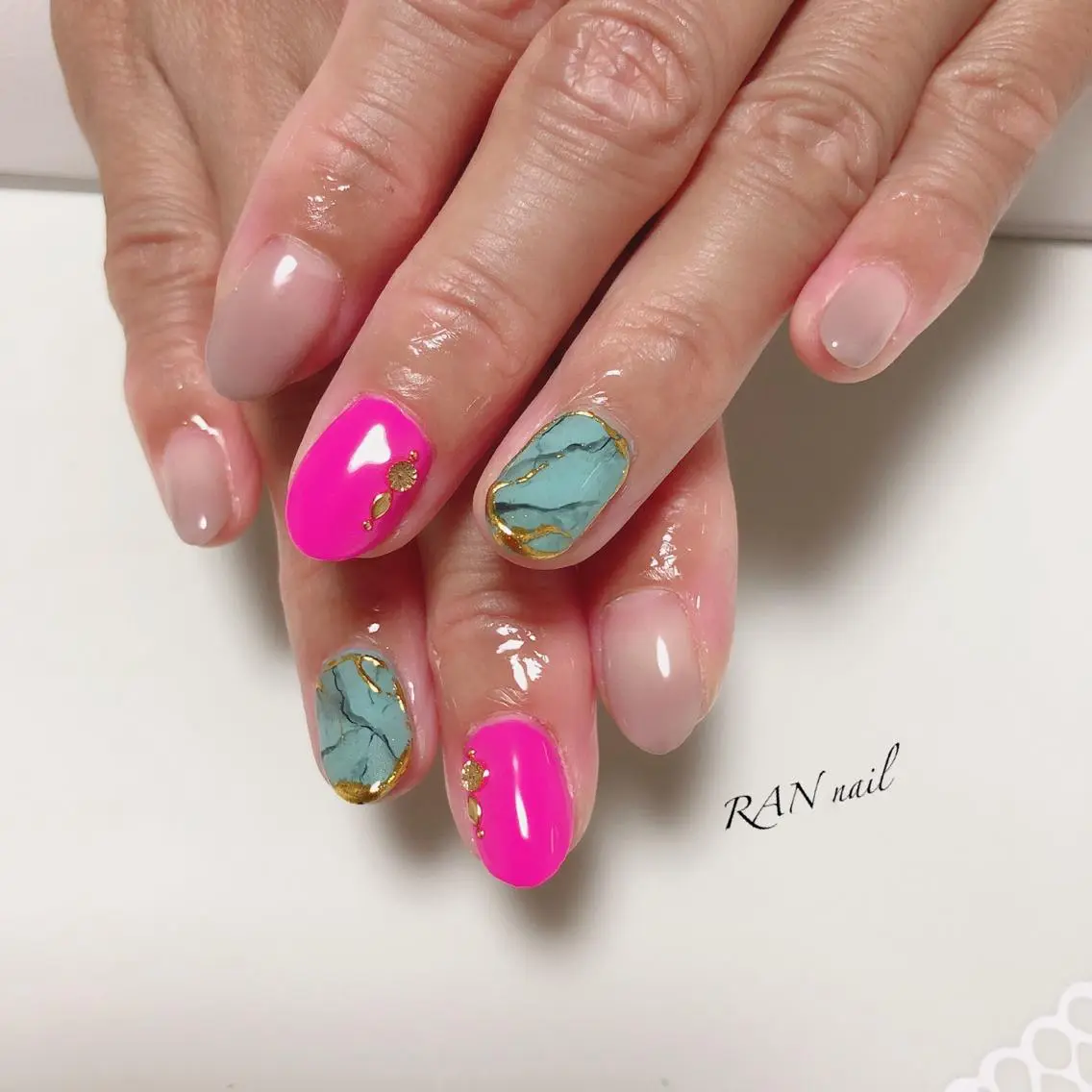 ネイル フットネイル ハンドネイル フットネイル RAN nailのネイルデザイン