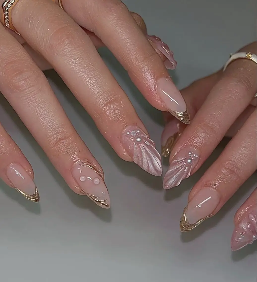 ネイル フットネイル フレンチネイル グラデーション ハート 韓国ネイル Lynn_ Nailのネイルデザイン