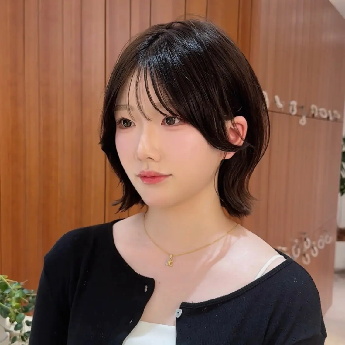 ミディアム カラー ボブレイヤー ボブ くびれヘア 顔まわりレイヤー 顔周りカット カット ヘアカラー トリートメント 渋谷ボブ特化 /田中航平のヘアスタイル