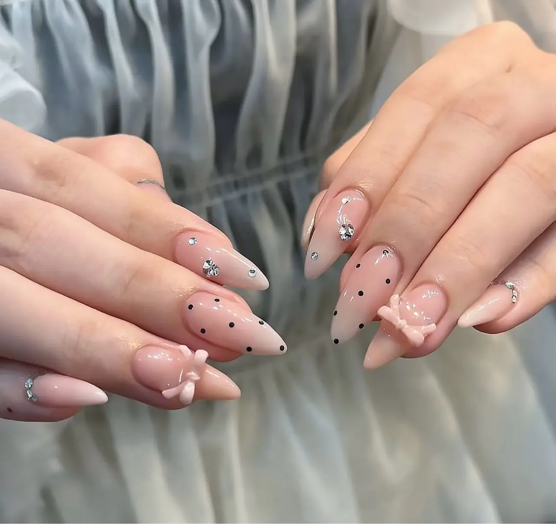 ネイル ハンドネイル NiJi Nailsのネイルデザイン