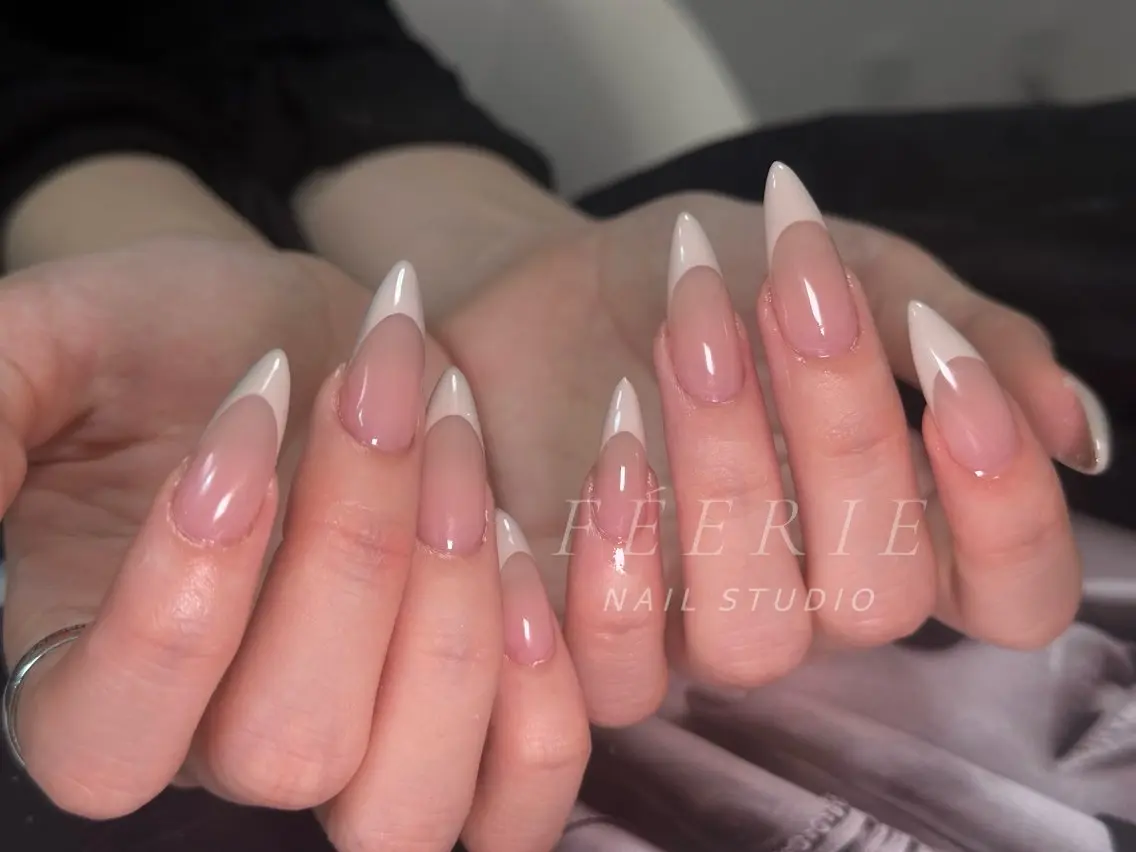ネイル 成人式 長さ出し フットネイル フレンチネイル ジェルネイル ハンドネイル ハンドケア nail salon Feerieのネイルデザイン