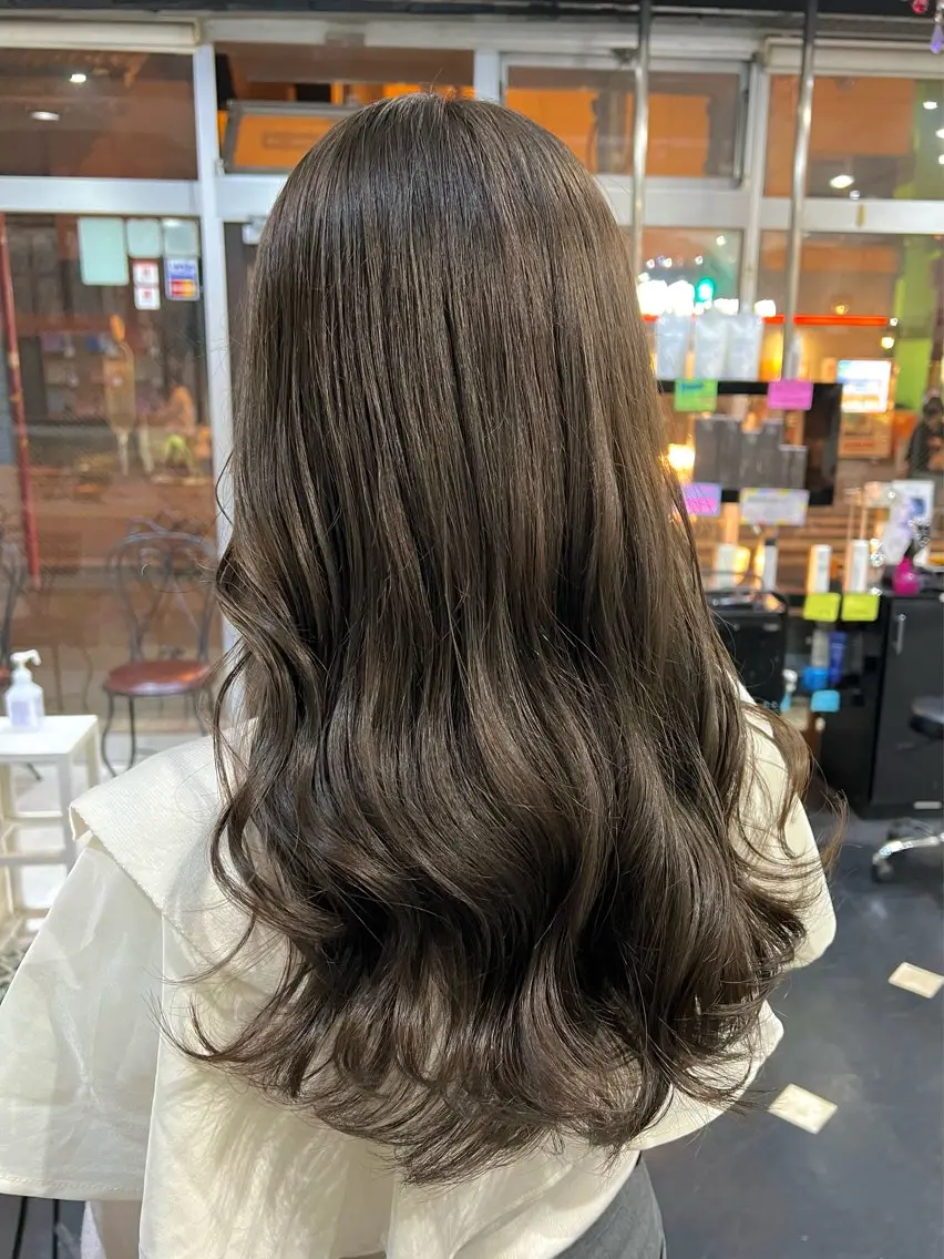 ロング カラー ベージュカラー ブラウンカラー ショコラグレージュ チョコレートブラウン ココアベージュ 艶髪 ♡Tomiyaのヘアスタイル
