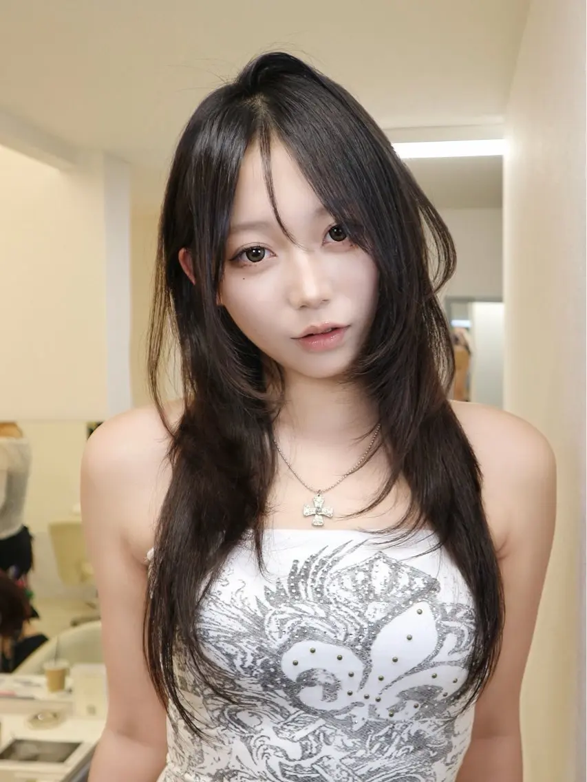 ロング カラー くびれヘア ハッシュカット 韓国風ヘア レイヤーカット シャギー カット ヘアカラー トリートメント リコ 渋谷 ハッシュカットのヘアスタイル