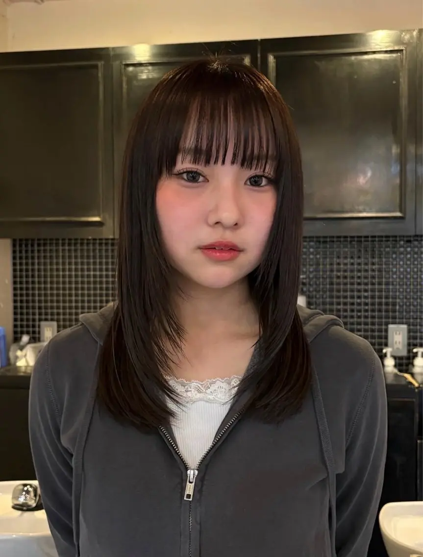 ミディアム カット ヘアカラー トリートメント レディースカット🎀 NANAHAのヘアスタイル
