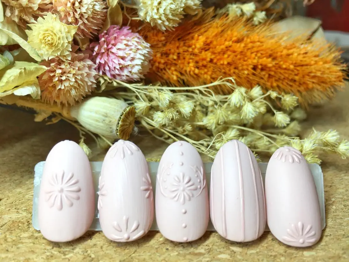 ネイル ワンカラーネイル ぷっくりネイル ハンドネイル nouva nailsのネイルデザイン