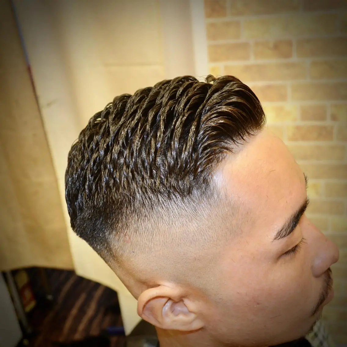 ショート パーマ メンズ メンズパーマ 濡れパン BARNEYS BARBERCLUBのヘアスタイル